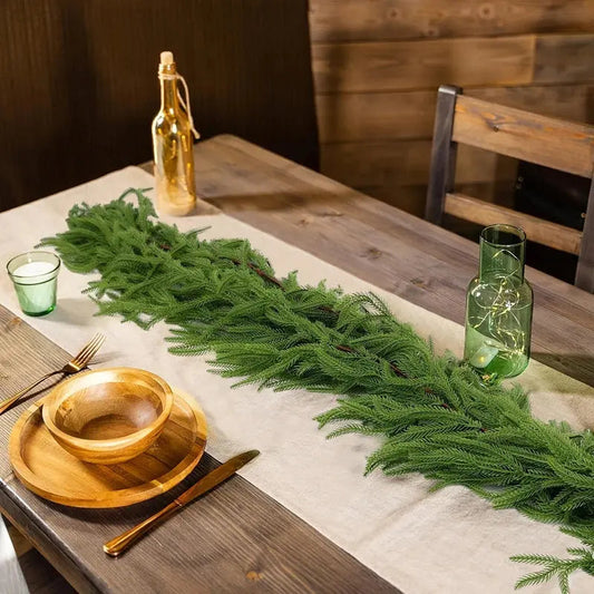 Christmas Garland | Needle-Free | Reusable Decoration | Sustainable
