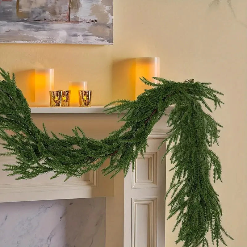 Christmas Garland | Needle-Free | Reusable Decoration | Sustainable