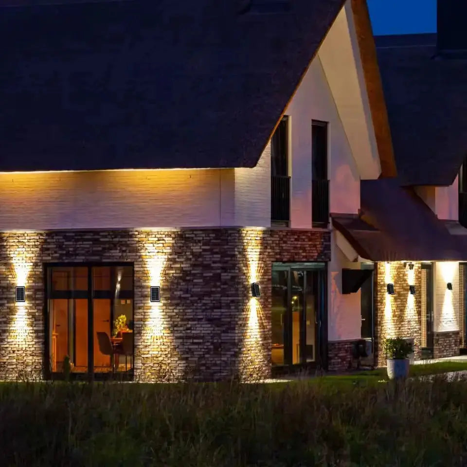 Outdoor Wall Light | Automatic Dusk Sensor | Customisable Colours | Plastic